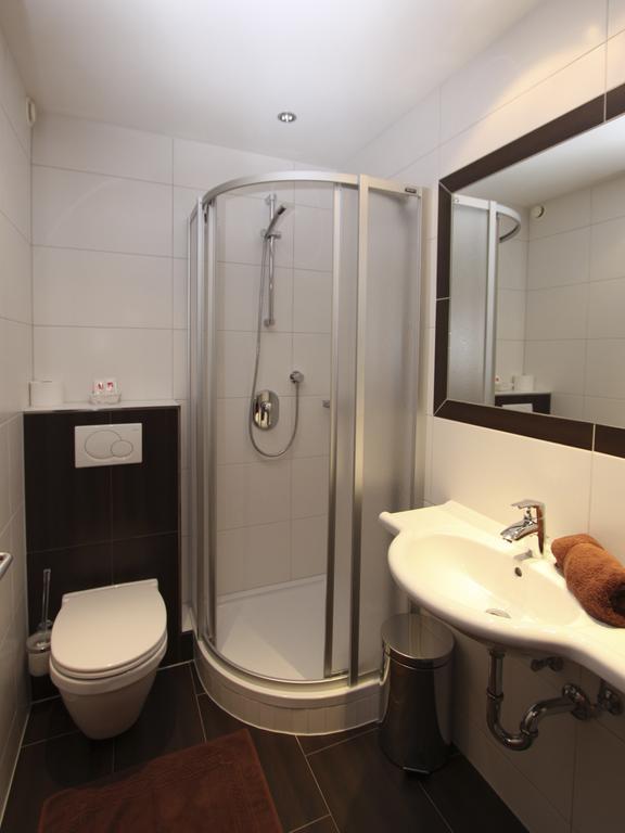 Vizensn Living Hotel Solden Bilik gambar